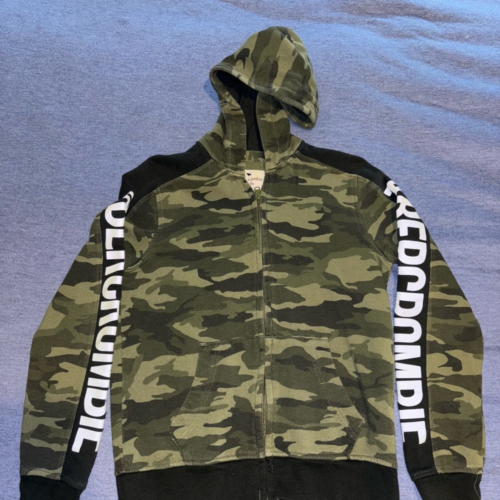 Abercrombie Kids Green Camo Sweatshirt